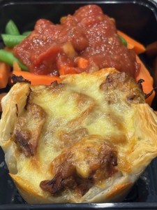 NEW Wills Slow Cooked BBQ Pork, Bacon and Cheese Pie with Seasoned Vegetables and Chef Made Tomato Chutney Protein 38.4G Carbs 18.9G Cal 360
